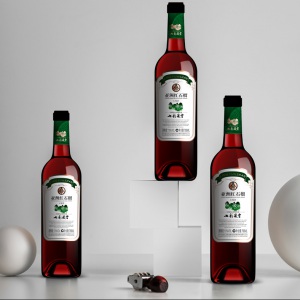尊龙凯时人生就是搏正在为亚洲红石榴葡萄酒包装做创意